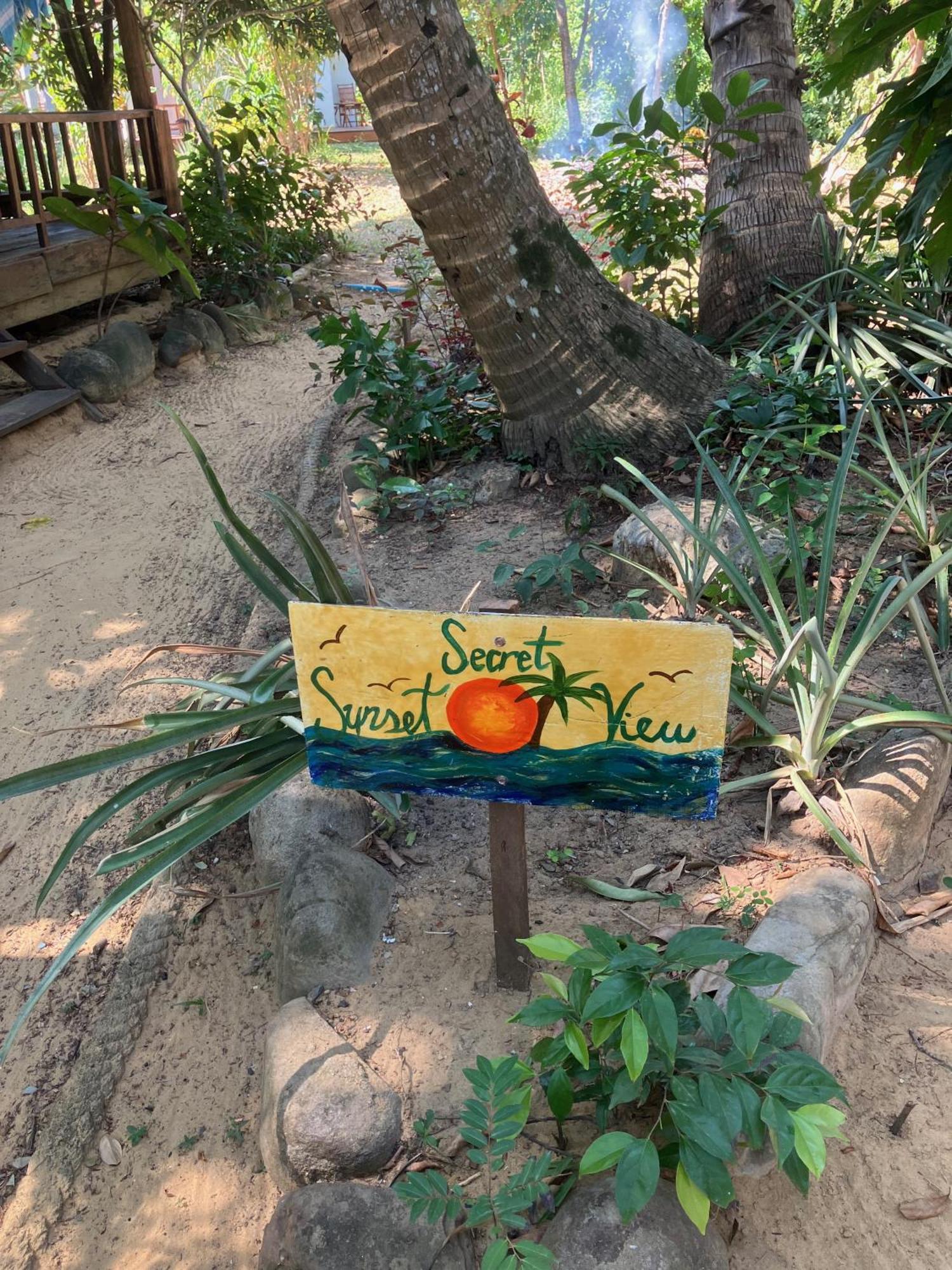 Easy Tiger - M'Pai Bay Beach, 코롱 산로엠 외부 사진